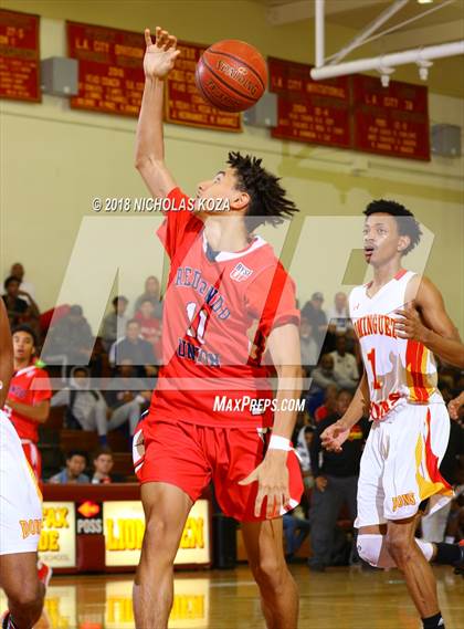 Thumbnail 2 in Redondo Union vs. Dominguez (Katani Classic) photogallery.
