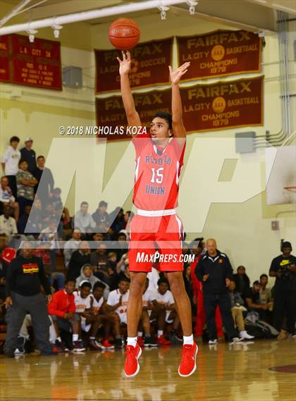 Thumbnail 2 in Redondo Union vs. Dominguez (Katani Classic) photogallery.