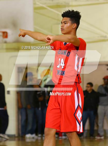 Thumbnail 3 in Redondo Union vs. Dominguez (Katani Classic) photogallery.