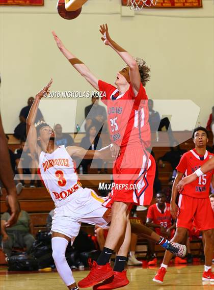 Thumbnail 2 in Redondo Union vs. Dominguez (Katani Classic) photogallery.