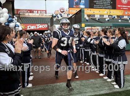 Thumbnail 3 in Trabuco Hills vs. La Habra (CIF SS Southwest Division Final) photogallery.