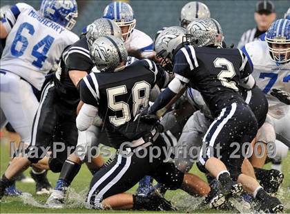 Thumbnail 2 in Trabuco Hills vs. La Habra (CIF SS Southwest Division Final) photogallery.