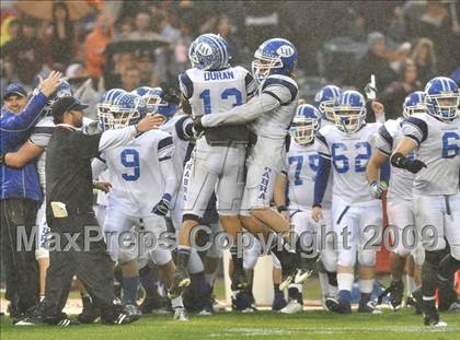 Thumbnail 1 in Trabuco Hills vs. La Habra (CIF SS Southwest Division Final) photogallery.