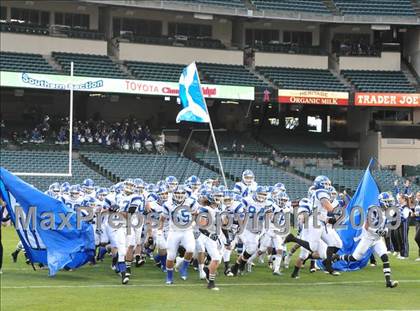 Thumbnail 3 in Trabuco Hills vs. La Habra (CIF SS Southwest Division Final) photogallery.