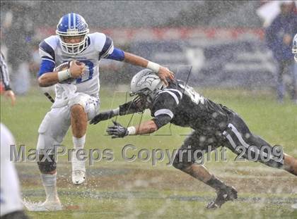 Thumbnail 3 in Trabuco Hills vs. La Habra (CIF SS Southwest Division Final) photogallery.