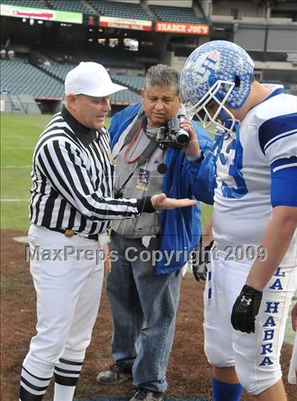 Thumbnail 3 in Trabuco Hills vs. La Habra (CIF SS Southwest Division Final) photogallery.