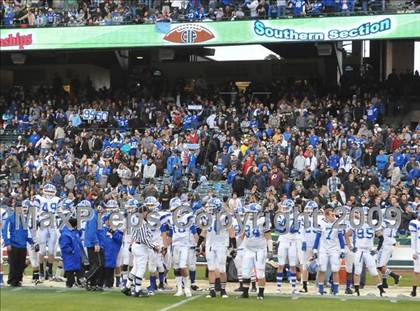 Thumbnail 2 in Trabuco Hills vs. La Habra (CIF SS Southwest Division Final) photogallery.