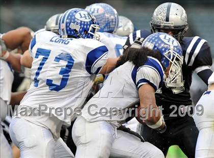 Thumbnail 3 in Trabuco Hills vs. La Habra (CIF SS Southwest Division Final) photogallery.