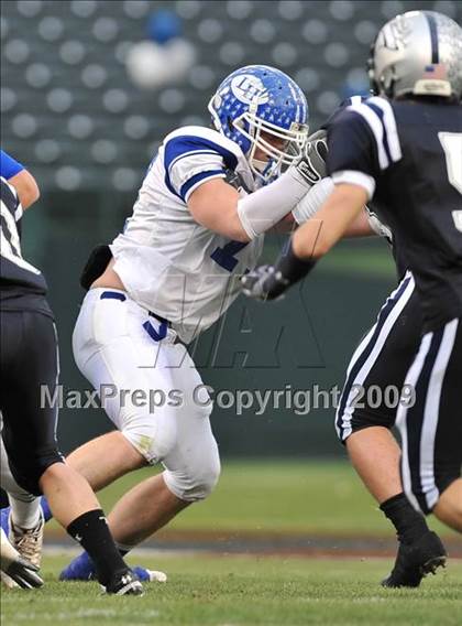 Thumbnail 1 in Trabuco Hills vs. La Habra (CIF SS Southwest Division Final) photogallery.