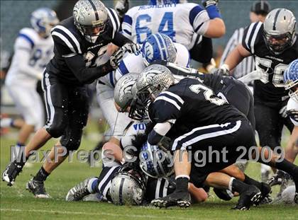 Thumbnail 2 in Trabuco Hills vs. La Habra (CIF SS Southwest Division Final) photogallery.