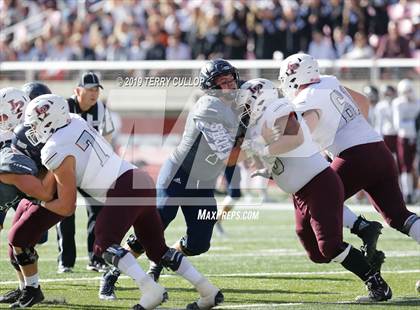 Thumbnail 2 in Lone Peak vs. Corner Canyon (UHSAA 6A Semifinal) photogallery.
