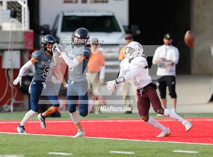 Thumbnail 3 in Lone Peak vs. Corner Canyon (UHSAA 6A Semifinal) photogallery.