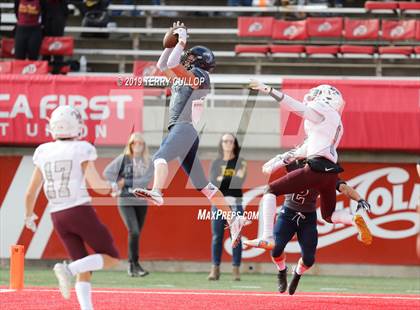 Thumbnail 3 in Lone Peak vs. Corner Canyon (UHSAA 6A Semifinal) photogallery.