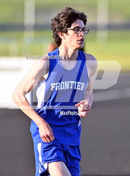 Thumbnail 1 in Williamsville North @ Frontier photogallery.