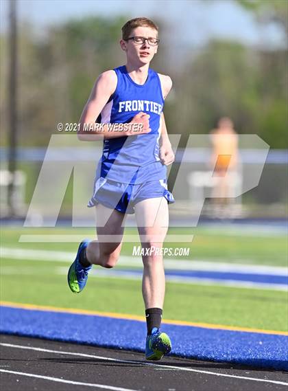Thumbnail 2 in Williamsville North @ Frontier photogallery.