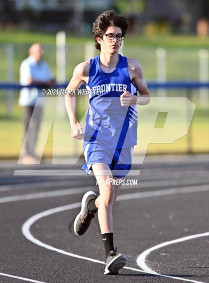 Thumbnail 1 in Williamsville North @ Frontier photogallery.