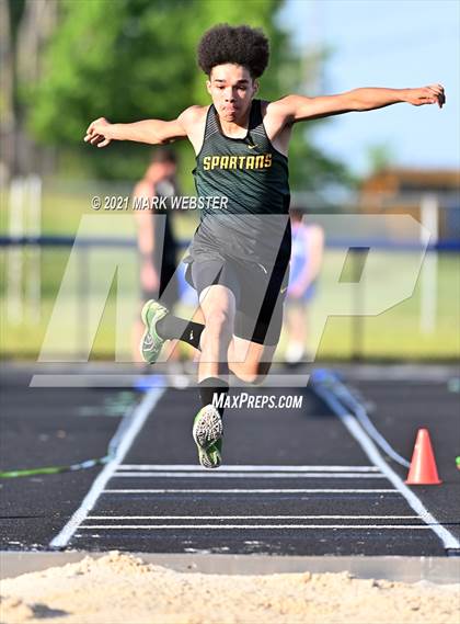 Thumbnail 1 in Williamsville North @ Frontier photogallery.