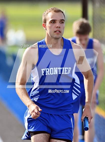 Thumbnail 2 in Williamsville North @ Frontier photogallery.
