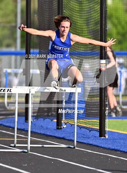 Thumbnail 2 in Williamsville North @ Frontier photogallery.