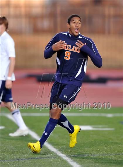 Thumbnail 3 in Little Elm vs Wakeland (Little Elm Invitational) photogallery.