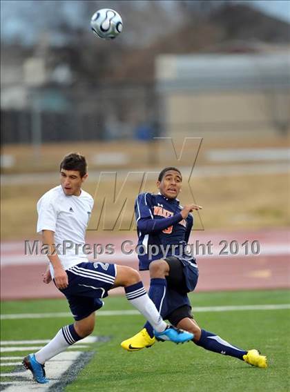 Thumbnail 2 in Little Elm vs Wakeland (Little Elm Invitational) photogallery.