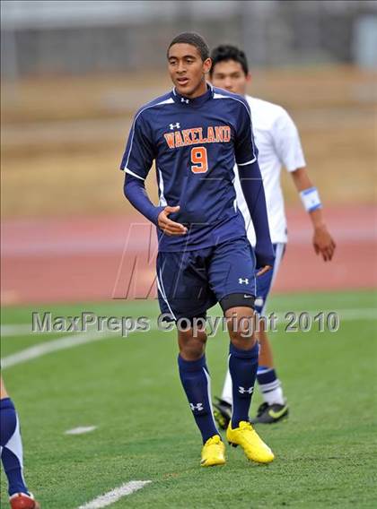 Thumbnail 3 in Little Elm vs Wakeland (Little Elm Invitational) photogallery.