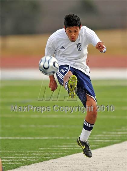 Thumbnail 1 in Little Elm vs Wakeland (Little Elm Invitational) photogallery.