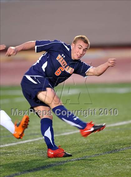 Thumbnail 3 in Little Elm vs Wakeland (Little Elm Invitational) photogallery.