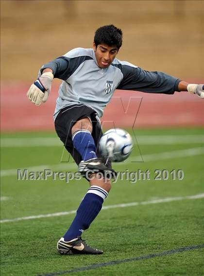 Thumbnail 3 in Little Elm vs Wakeland (Little Elm Invitational) photogallery.