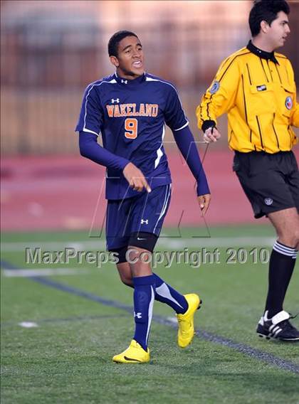 Thumbnail 2 in Little Elm vs Wakeland (Little Elm Invitational) photogallery.