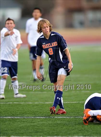 Thumbnail 3 in Little Elm vs Wakeland (Little Elm Invitational) photogallery.