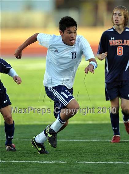 Thumbnail 1 in Little Elm vs Wakeland (Little Elm Invitational) photogallery.