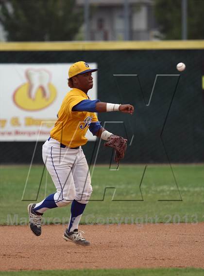 Thumbnail 3 in Del Campo vs Benicia (CIF SJS D2 Final) photogallery.