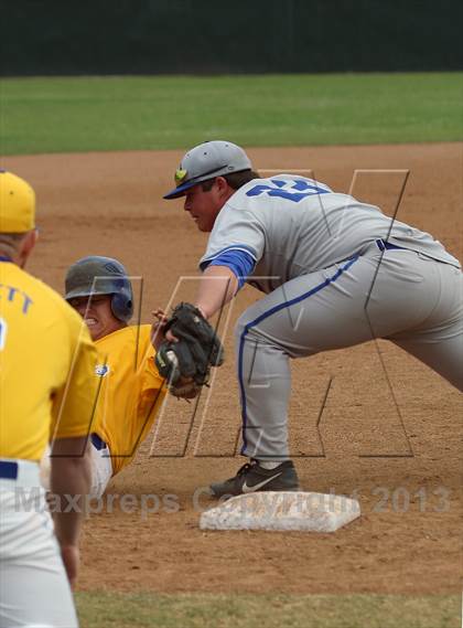 Thumbnail 1 in Del Campo vs Benicia (CIF SJS D2 Final) photogallery.