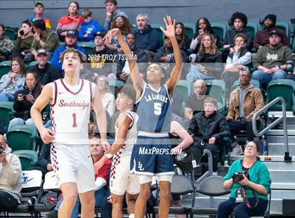 Thumbnail 2 in Southridge vs. La Lumiere photogallery.