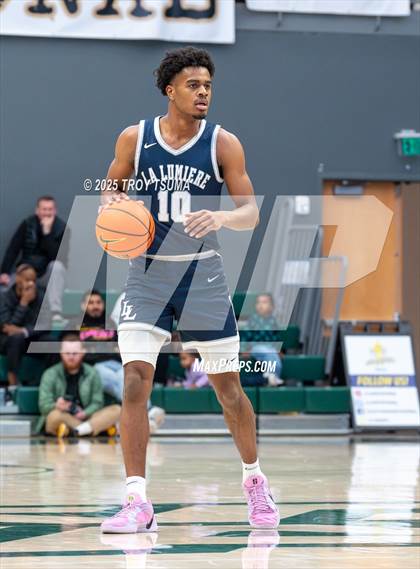 Thumbnail 1 in Southridge vs. La Lumiere photogallery.
