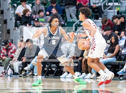 Thumbnail 1 in Southridge vs. La Lumiere photogallery.