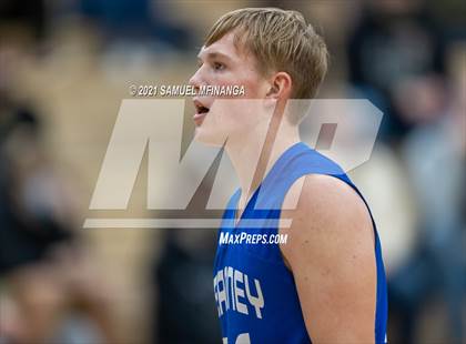 Thumbnail 2 in Kearney @ Lincoln Southeast photogallery.