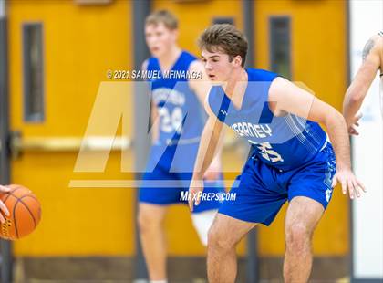 Thumbnail 3 in Kearney @ Lincoln Southeast photogallery.