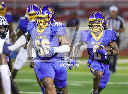 Thumbnail 1 in West Orange-Stark @ La Vega photogallery.