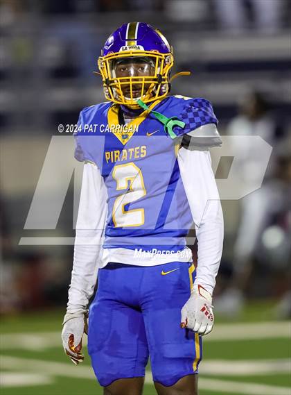 Thumbnail 1 in West Orange-Stark @ La Vega photogallery.