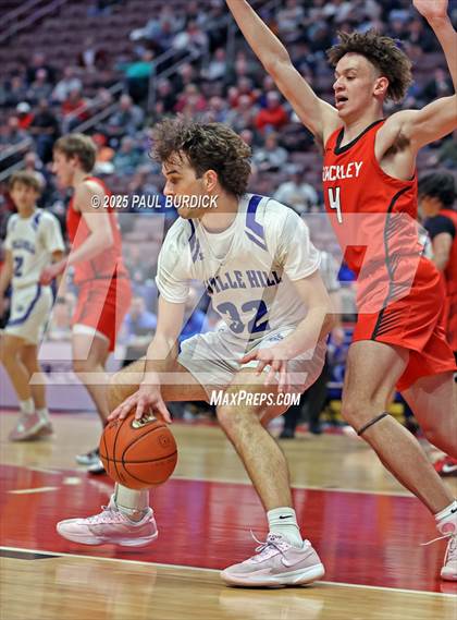 Thumbnail 1 in Sewickley Academy vs. Linville Hill (PIAA 2A Championship) photogallery.