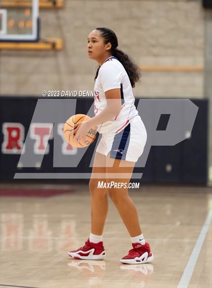 Thumbnail 2 in Liberty vs Bakersfield Christian photogallery.