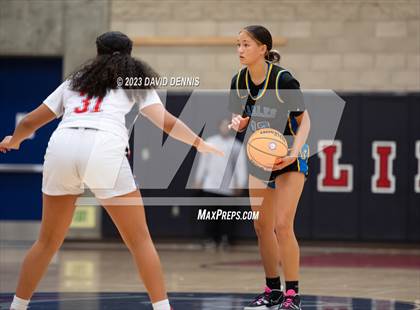 Thumbnail 2 in Liberty vs Bakersfield Christian photogallery.