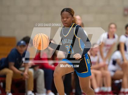 Thumbnail 1 in Liberty vs Bakersfield Christian photogallery.