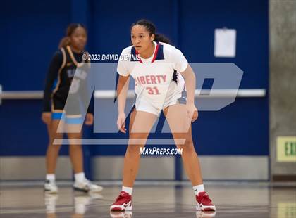 Thumbnail 2 in Liberty vs Bakersfield Christian photogallery.