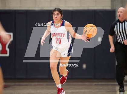 Thumbnail 2 in Liberty vs Bakersfield Christian photogallery.