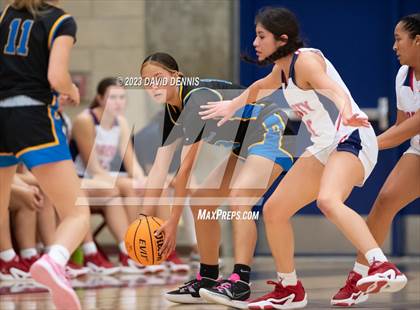 Thumbnail 1 in Liberty vs Bakersfield Christian photogallery.