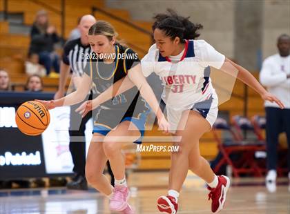 Thumbnail 1 in Liberty vs Bakersfield Christian photogallery.