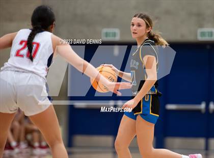 Thumbnail 1 in Liberty vs Bakersfield Christian photogallery.